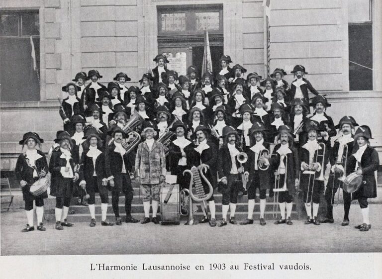 HL 1903